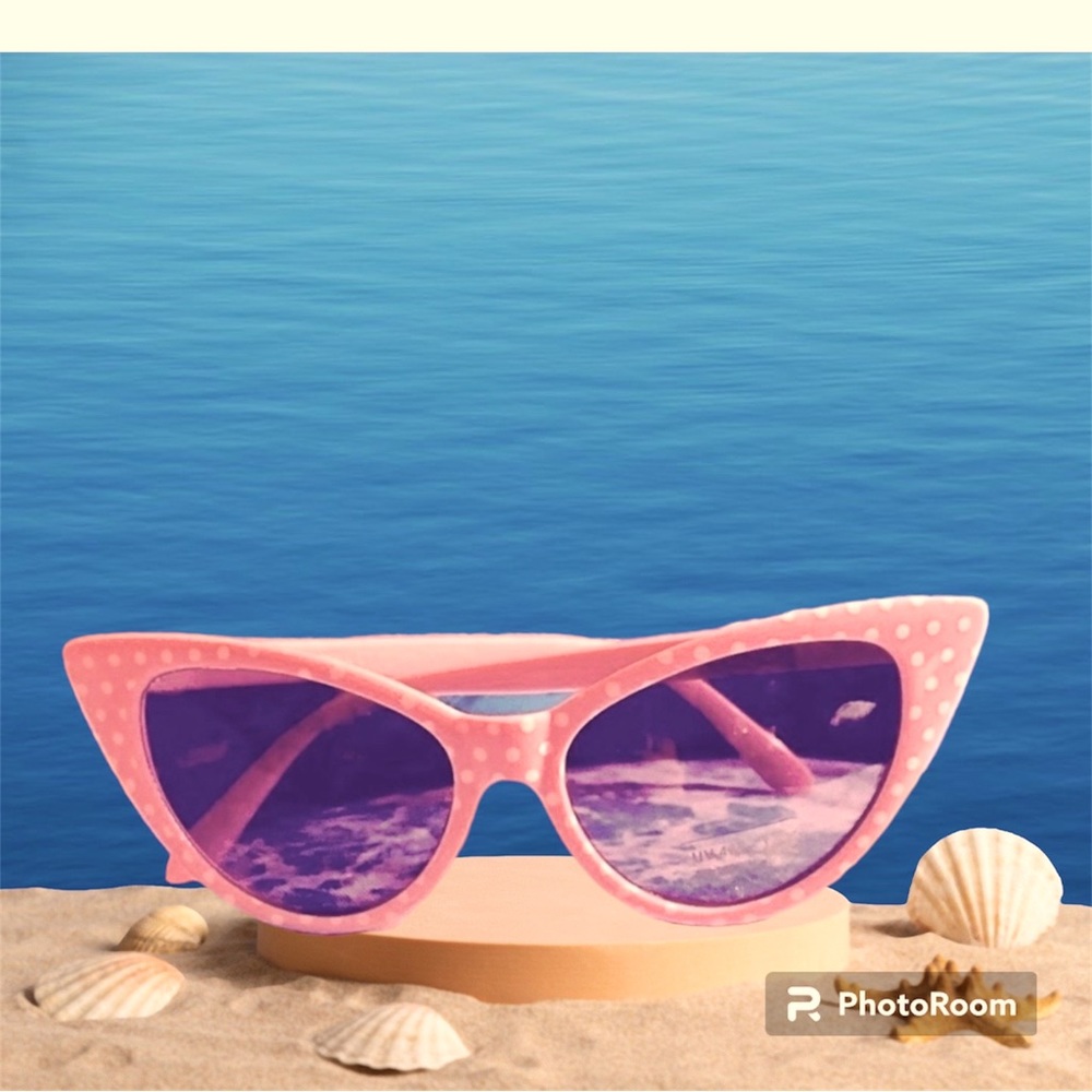NEW PINK AND WHITE POLKA DOT SUNGLASSES